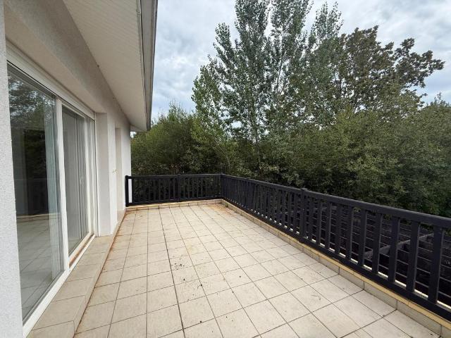 Appartement 3 pièces, 69 m² à louer à Saint Pierre du Mont 40280