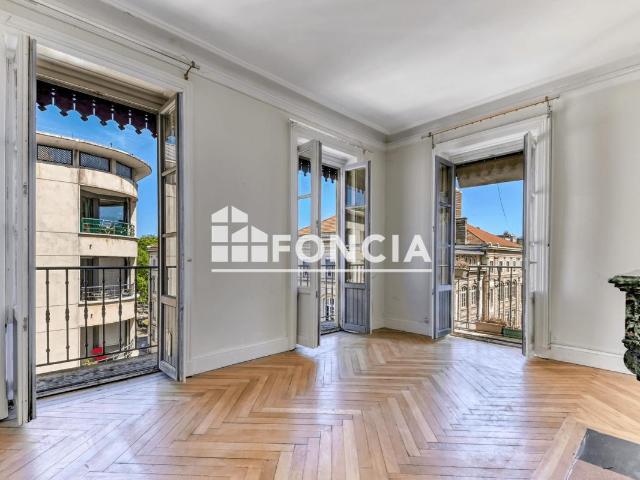 Appartement 3 pièces 69 m²