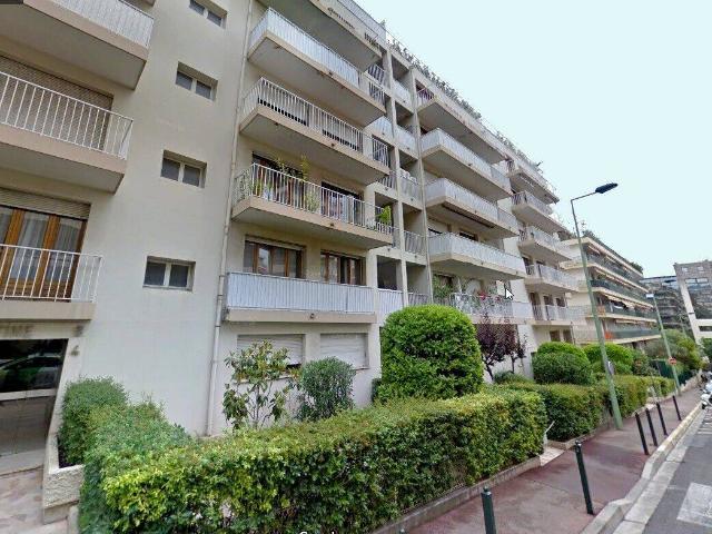 Appartement / 3 pièces / 73.81 m2