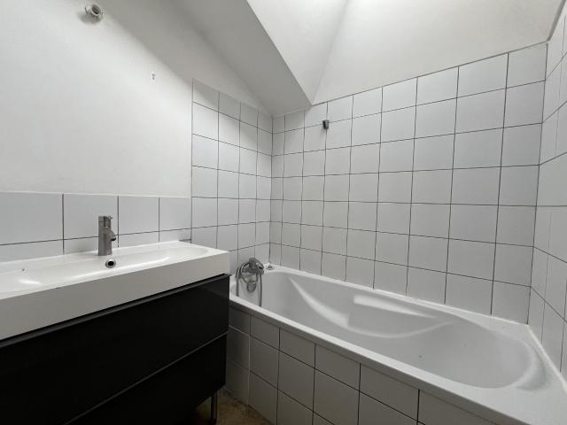 Appartement 3 pièces, 73 m² à louer à Vogüé 07200