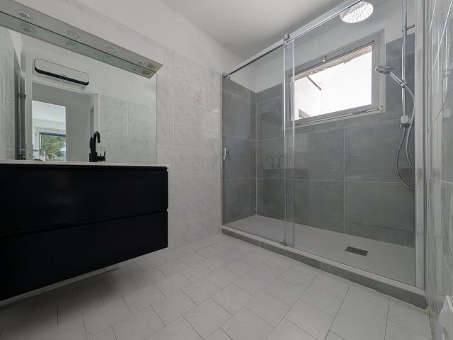 Appartement 3 pièces, 73 m² à louer à Marseille 8 13008