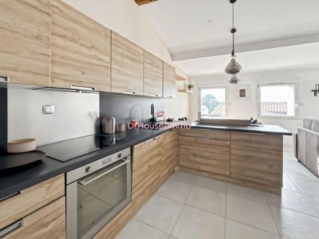 Appartement 3 pièces 70 m² dernier étage avec terrasse