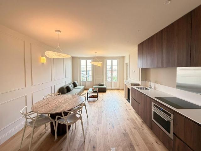 Appartement 3 pièces, 70 m² à louer à Toulon 83000