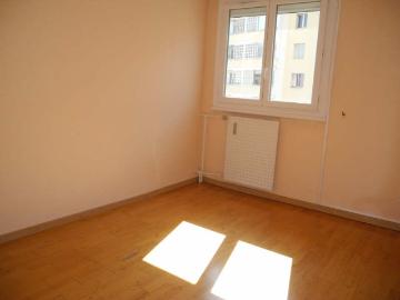 Appartement 3 pièces, 70 m² à louer à Aubagne 13400