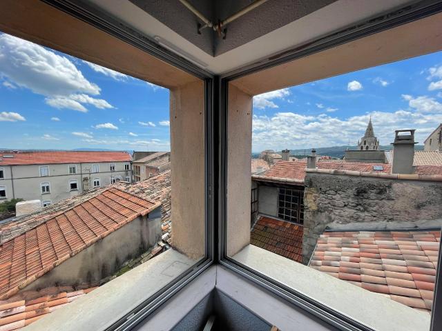 Appartement 3 pièces, 70 m² à louer à Aubenas 07200
