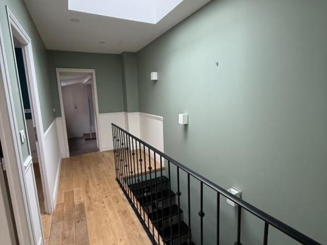 Appartement 3 pièces, 70 m² à louer à Bordeaux 33000