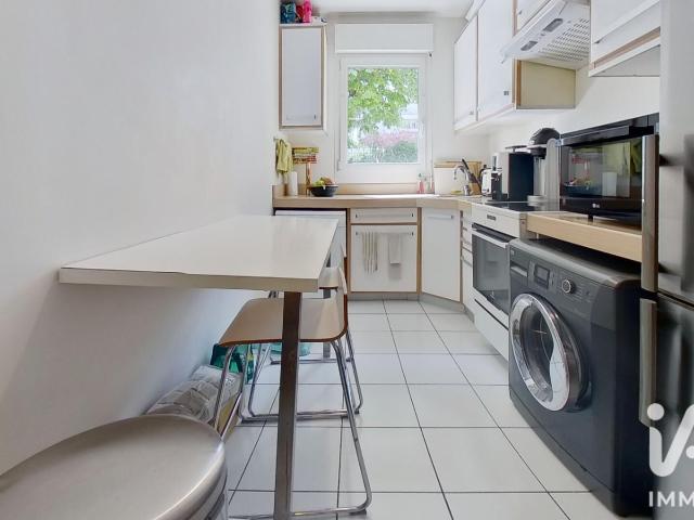 Appartement 3 pièces, 70 m² à louer à Courbevoie 92400