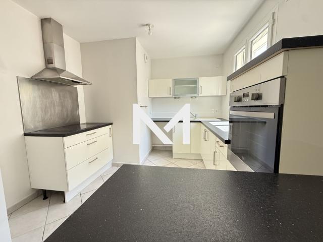 Appartement 3 pièces, 70 m² à louer à Grenoble 38000