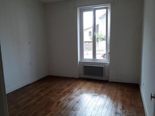 Appartement 3 pièces, 70 m² à louer à Jarny 54800