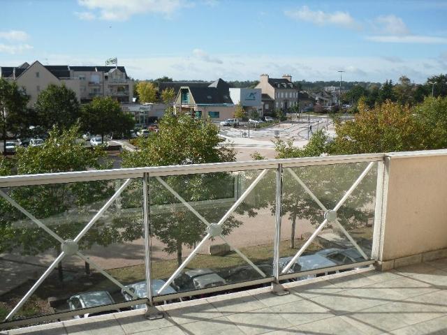 Appartement 3 pièces, 70 m² à louer à Luc la Primaube 12450