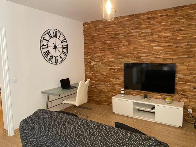 Appartement 3 pièces, 70 m² à louer à Mandelieu la Napoule 06210