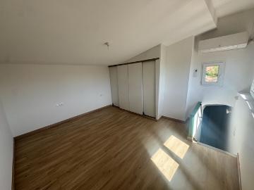 Appartement 3 pièces, 70 m² à louer à Mazan 84380