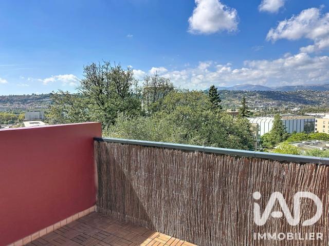 Appartement 3 pièces, 70 m² à louer à Nice 06200