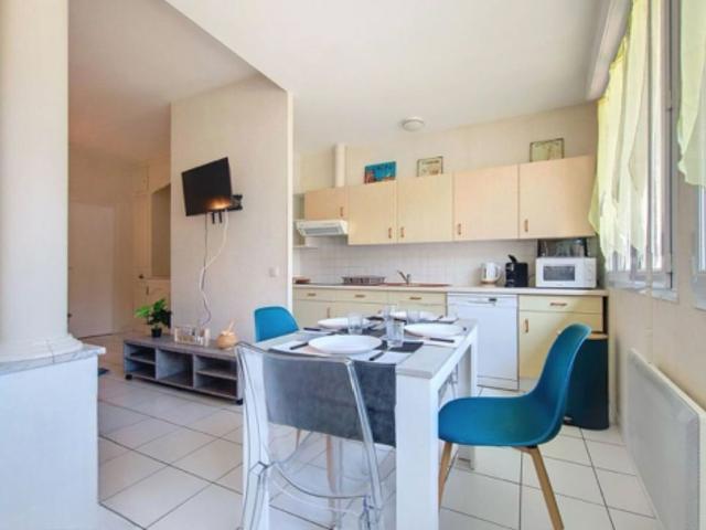 Appartement 3 pièces, 70 m² à louer à Pau 64000