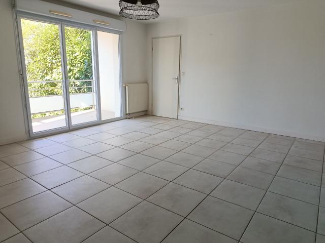 Appartement 3 pièces, 70 m² à louer à Poitiers 86000