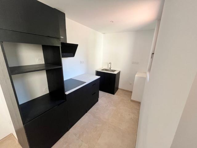 Appartement 3 pièces, 70 m² à louer à Saint Pons de Thomières 34220