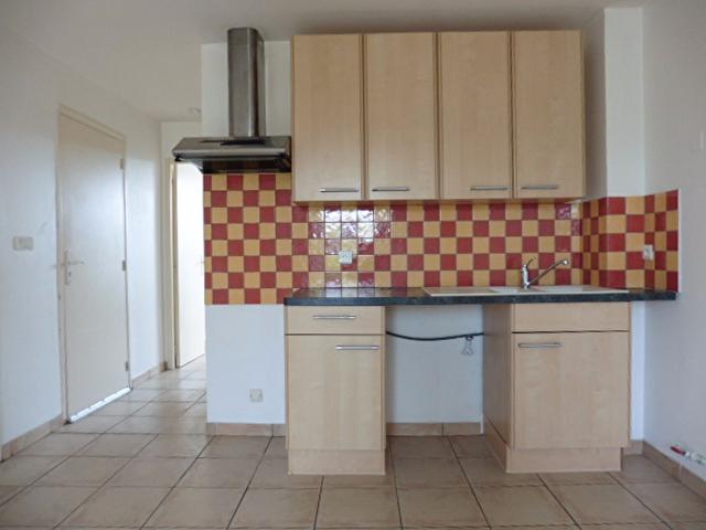 Appartement 3 pièces, 70 m² à louer à Sévérac d'Aveyron 12150