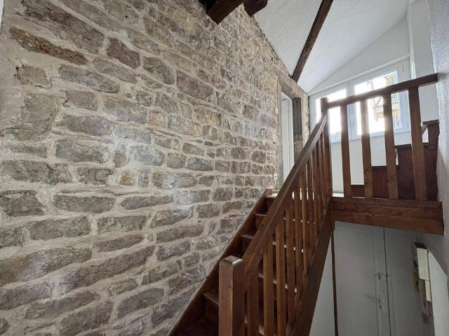 Appartement 3 pièces 71000 Mâcon