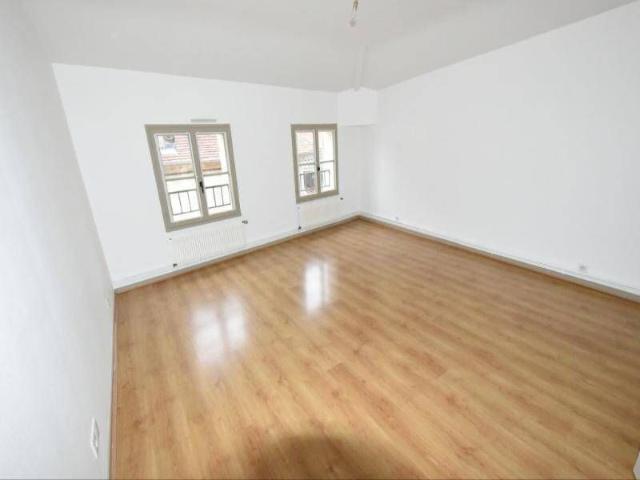 Appartement 3 pièces 71250 Cluny