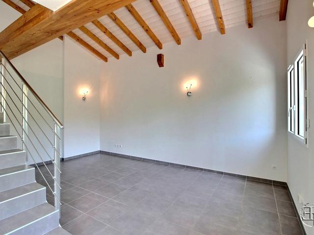 Appartement 3 pièces / 71.96 m²