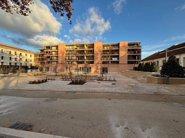 Appartement / 3 pièces / 71.12 m2