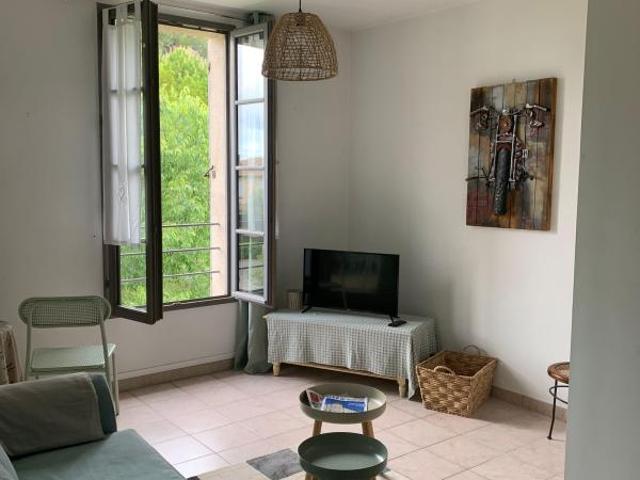 Appartement 3 pièces, 71 m² à louer à Uzès 30700