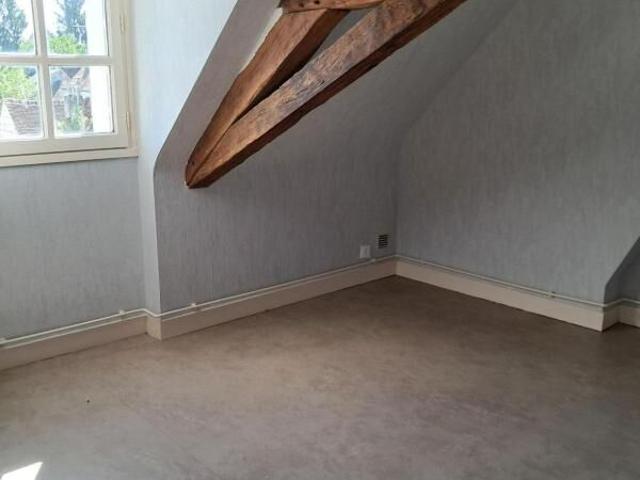 Appartement 3 pièces, 71 m² à louer à Beaulieu lès Loches 37600