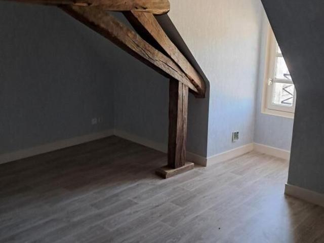 Appartement 3 pièces, 71 m² à louer à Beaulieu lès Loches 37600