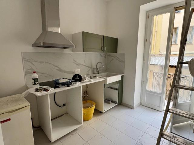 Appartement 3 pièces, 71 m² à louer à Beaulieu sur Mer 06310