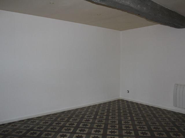Appartement 3 pièces, 72 m² à louer à Fleys 89800