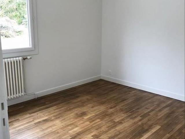 Appartement 3 pièces, 72 m² à louer à Iteuil 86240