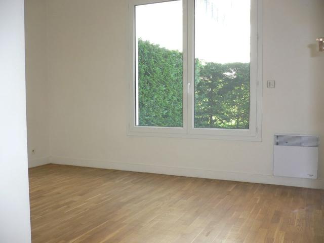 Appartement 3 pièces, 72 m² à louer à Le Plessis Robinson 92350