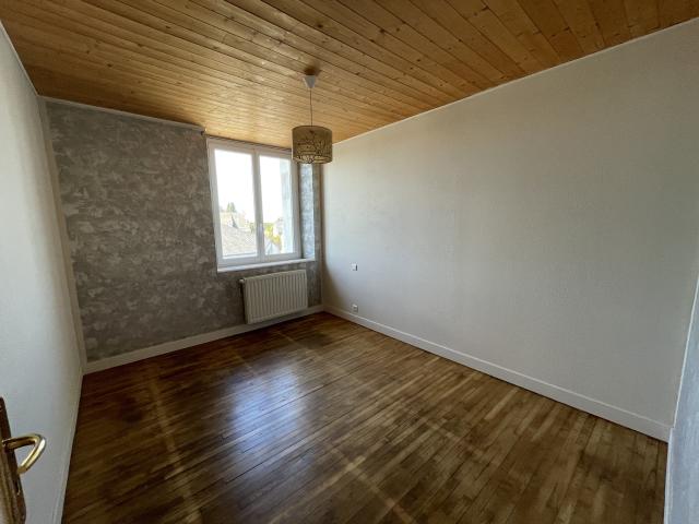 Appartement 3 pièces, 72 m² à louer à Luc la Primaube 12450