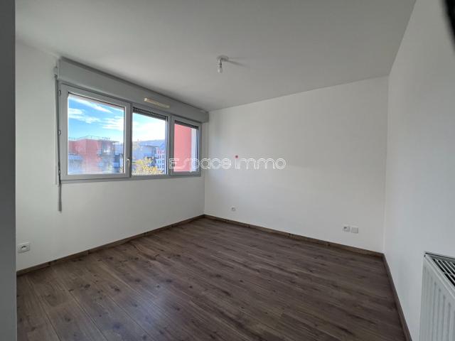Appartement 3 pièces, 72 m² à louer à Rouen 76000