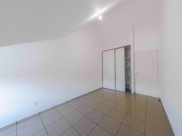 Appartement 3 pièces, 72 m² à louer à Saint Pierre 97410
