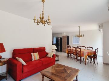Appartement 3 pièces, 72 m² à louer à Saint Raphaël 83700