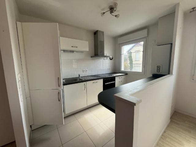 Appartement 3 pièces, 77 m² à louer à Évreux 27000