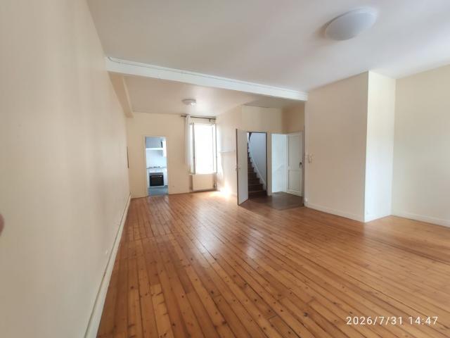 Appartement 3 pièces, 77 m² à louer à Souppes sur Loing 77460