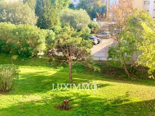 Appartement 3 pièces 77 m²