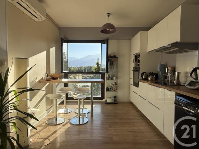 Appartement 3 pièces 77 m²