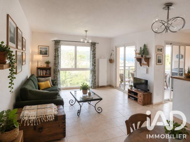 Appartement 4 pièces 77 m²