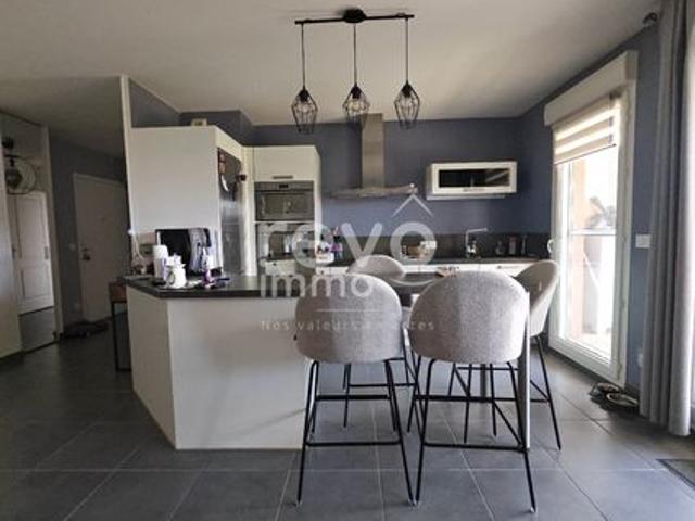 Appartement 3 pièces 77 m²