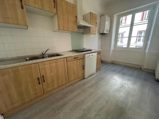 Appartement 3 pièces 77 m²