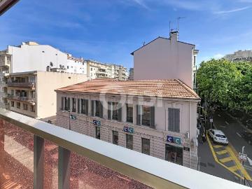Appartement 3 pièces 77 m²