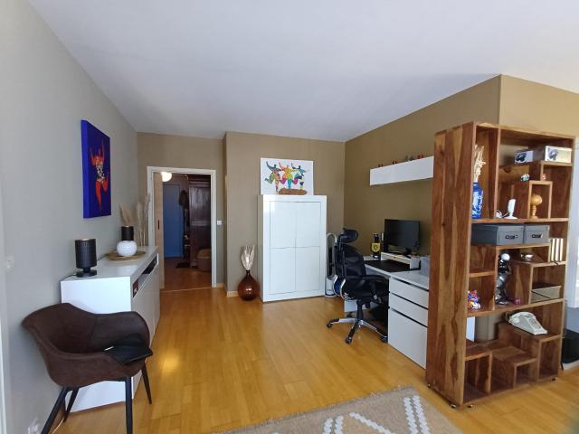 Appartement 3 pièces 77 m²