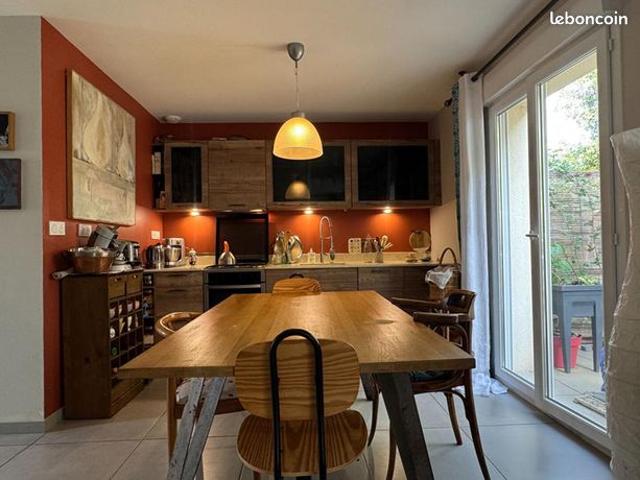 Appartement 3 pièces 77 m²