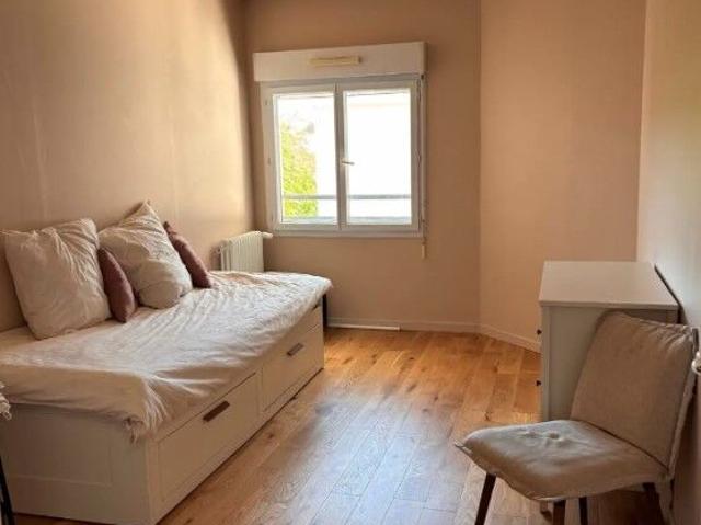 Appartement 3 pièces, 74 m² à louer à Bordeaux 33000