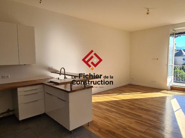 Appartement 3 pièces, 74 m² à louer à Grenoble 38000