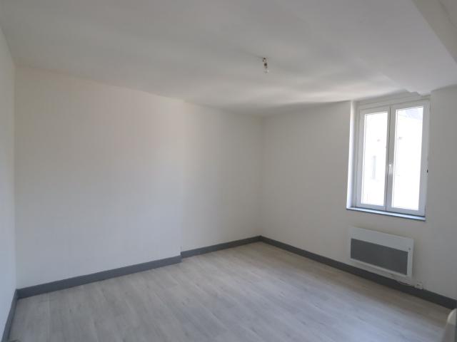 Appartement 3 pièces, 74 m² à louer à La Charité sur Loire 58400