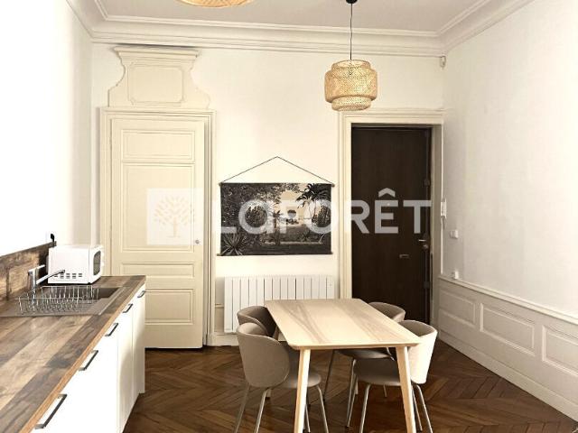 Appartement 3 pièces, 74 m² à louer à Lyon 2 69002